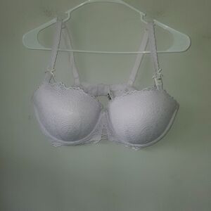 PINK Victoria's Secret White Lace Bra